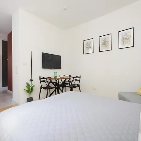 Klimatyzowane Typu Blisko Centrum I Starego Browaru By Renters Apartment Poznan