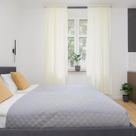 Apartment Klimatyzowane Typu Blisko Centrum I Starego Browaru By Renters