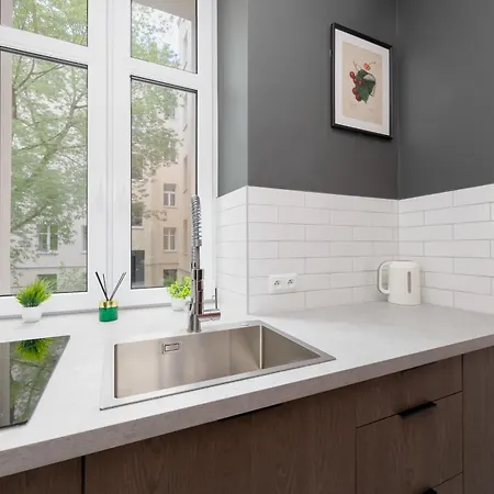 Apartment Klimatyzowane Typu Blisko Centrum I Starego Browaru By Renters
