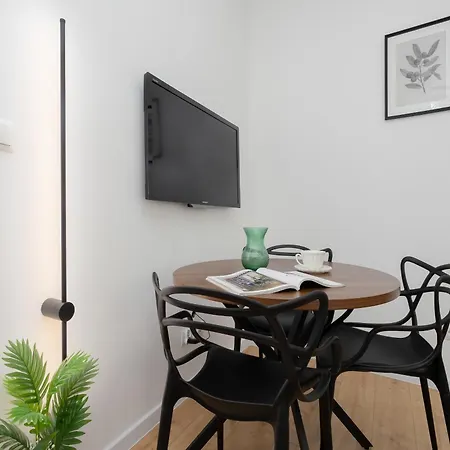 Apartment Klimatyzowane Typu Blisko Centrum I Starego Browaru By Renters